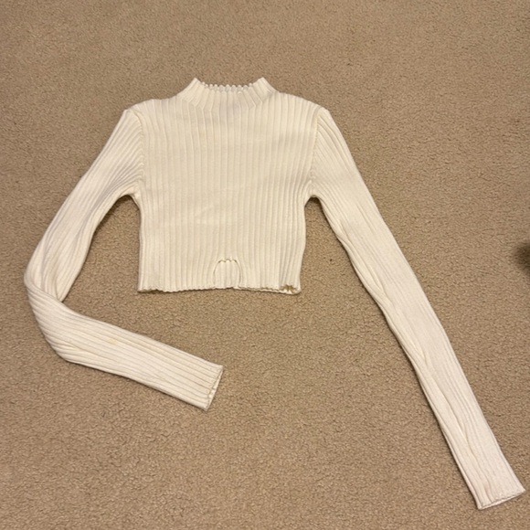 Edikted cream mock neck cropped long sleeve - Picture 1 of 6